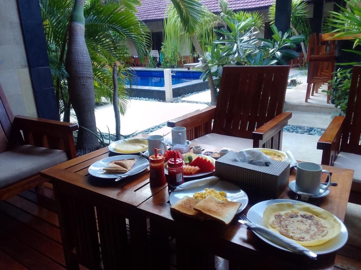 Senang Villa Gili Islands Exterior photo