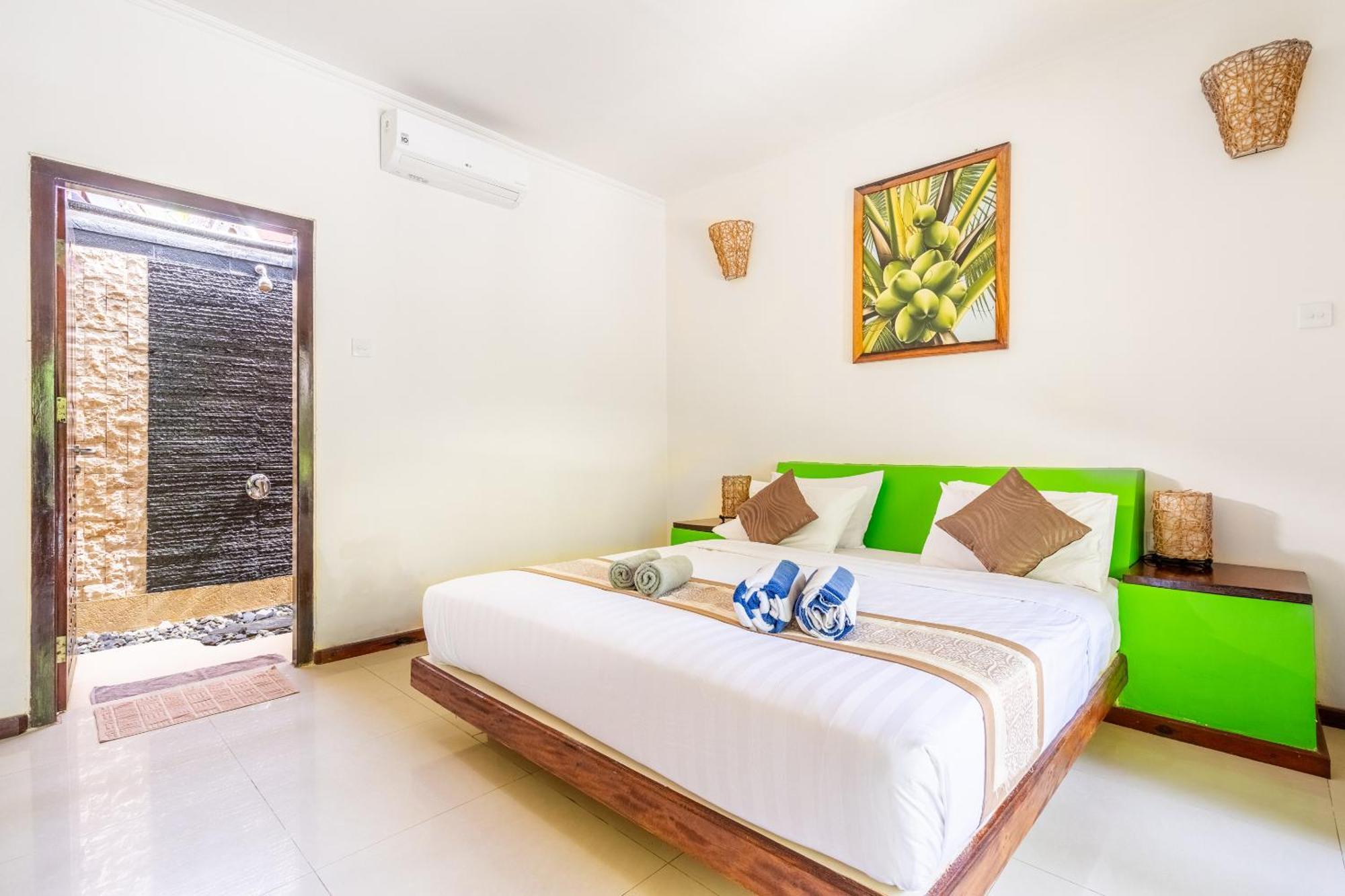 Senang Villa Gili Islands Exterior photo