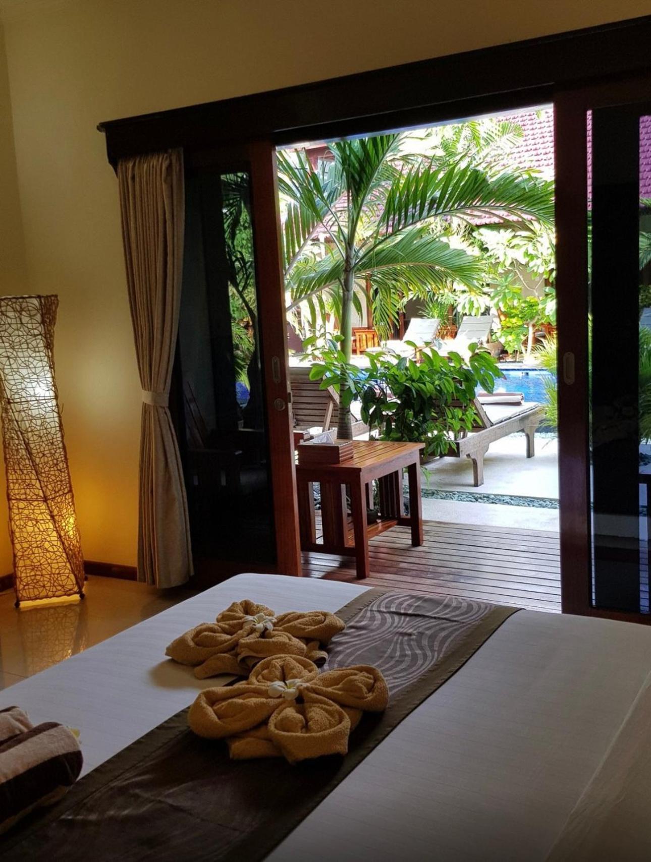 Senang Villa Gili Islands Exterior photo
