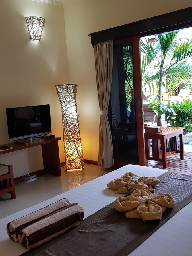 Senang Villa Gili Islands Exterior photo