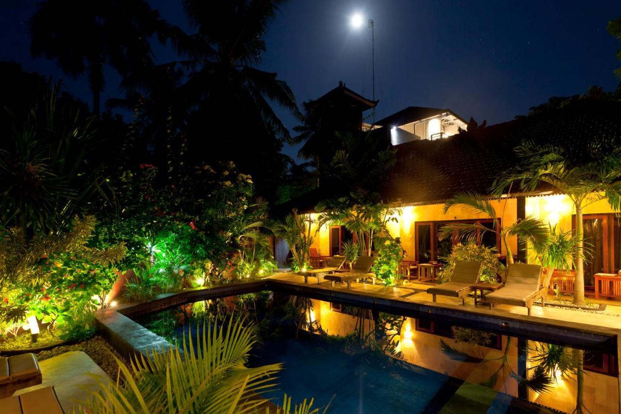 Senang Villa Gili Islands Exterior photo